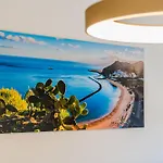 Exclusive New Townhouse In Playa Paraiso *