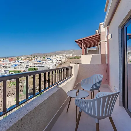 Exclusive New Townhouse In Playa Paraiso *