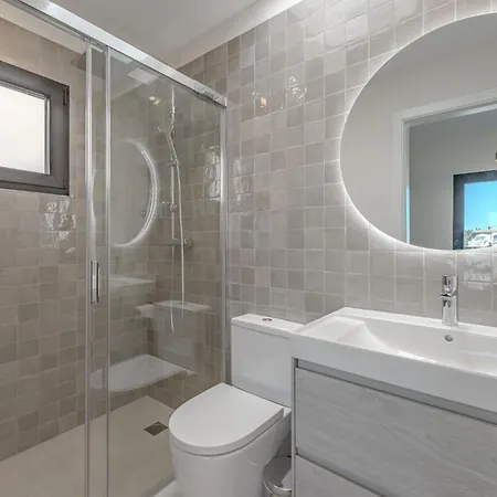 Exclusive New Townhouse In Playa Paraiso 펜션 아데제