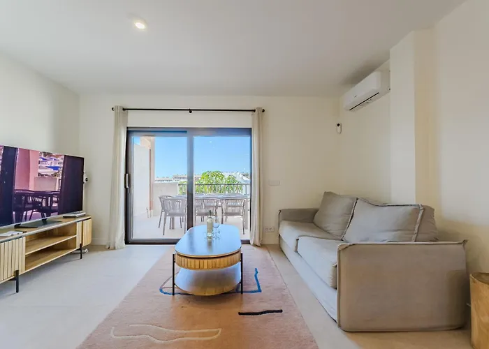 Будинок відпочинку Exclusive New Townhouse In Playa Paraiso *