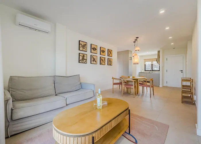 Exclusive New Townhouse In Playa Paraiso *